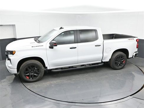 Used 2025 Chevrolet Silverado 1500 RST w/ Redline Edition image 31