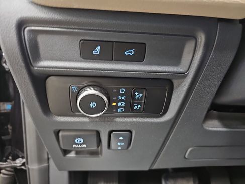 Used 2024 Ford Expedition Max Limited AWD/4WD image 26