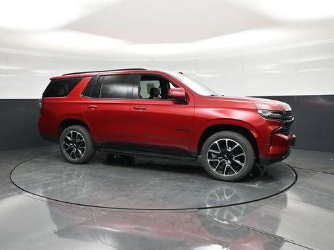 Used 2022 Chevrolet Tahoe RST w/ Luxury Package AWD/4WD image 5