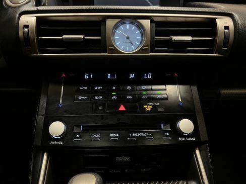 Used 2014 Lexus IS 350 w/ F Sport Package RWD image 36