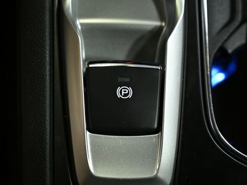 Used 2025 Subaru Ascent Limited w/ Popular Package #2 image 30