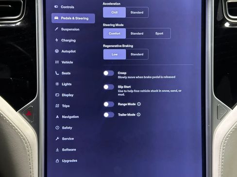 Used 2017 Tesla Model X 75D image 32