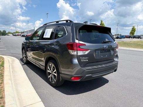 Certified 2023 Subaru Forester Limited AWD/4WD image 6