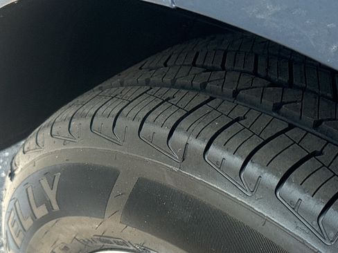 Certified 2024 Chevrolet Equinox LT AWD/4WD image 10