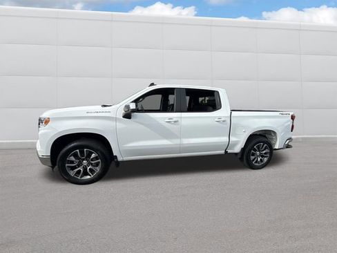 Used 2023 Chevrolet Silverado 1500 LT AWD/4WD image 2