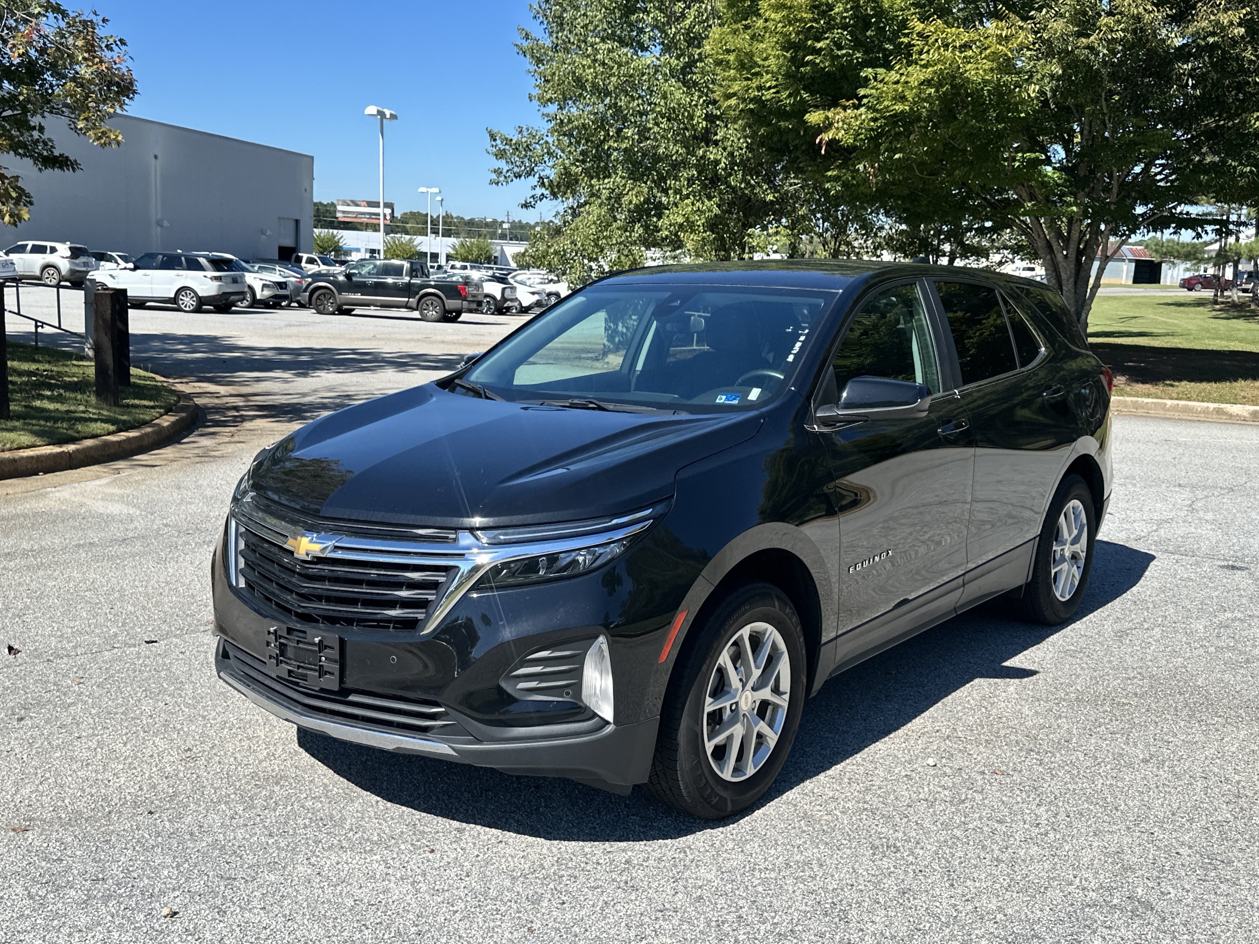 Used 2024 Chevrolet Equinox LT AWD/4WD image 1