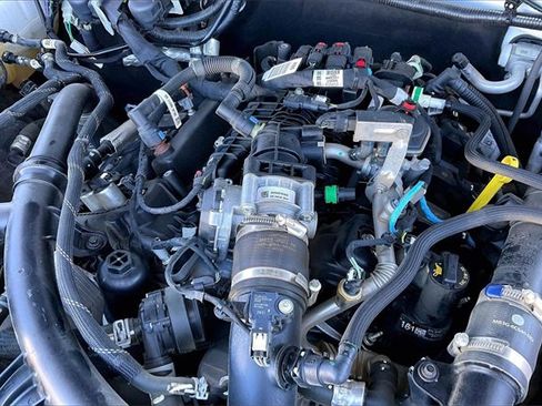 Used 2022 Ford Bronco Badlands image 32