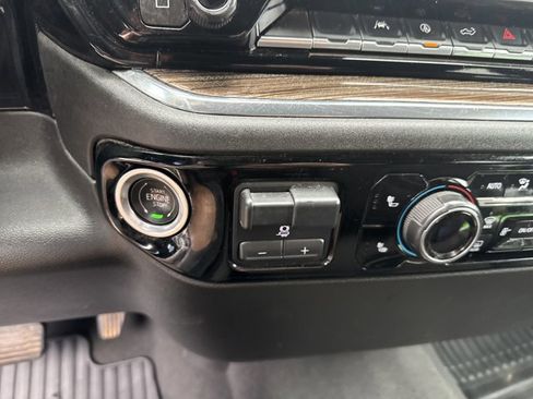 Used 2023 Chevrolet Silverado 1500 RST w/ Z71 Off-Road Package image 22