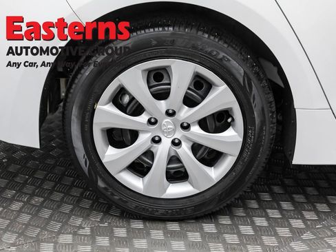 Used 2024 Toyota Corolla LE image 28