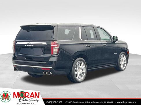 Used 2024 Chevrolet Tahoe High Country AWD/4WD image 5