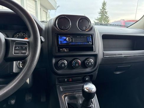 Used 2014 Jeep Patriot Sport image 20