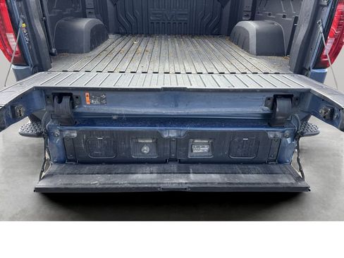 Used 2024 GMC Sierra 1500 Denali Ultimate AWD/4WD image 21