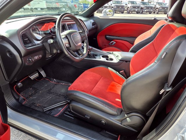 Used 2022 Dodge Challenger R/T Scat Pack RWD image 5