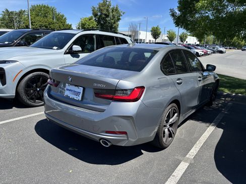 Used 2023 BMW 330i Sedan w/ Premium Package RWD image 20