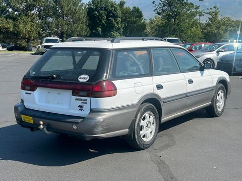 Used 2003 Subaru Outback Wagon AWD/4WD image 3