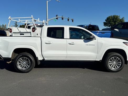 Used 2026 Chevrolet Colorado LT image 4