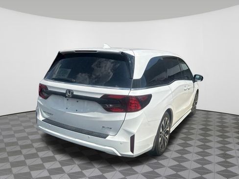 Used 2026 Honda Odyssey Elite image 4