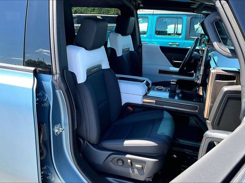 Used 2024 GMC Hummer EV 3X w/ Omega Edition AWD/4WD image 30