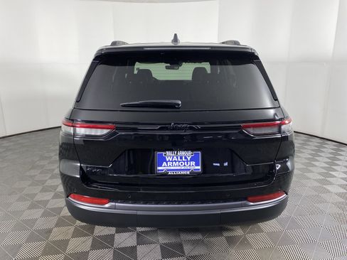 New 2026 Jeep Grand Cherokee Limited image 5