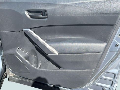 Certified 2023 Toyota Corolla Cross LE w/ Moonroof Package image 32