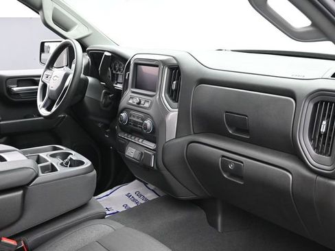 Used 2025 Chevrolet Silverado 1500 Custom AWD/4WD image 25