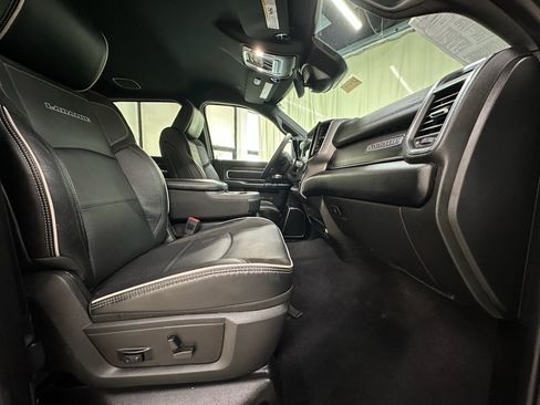 Used 2026 RAM 2500 Laramie AWD/4WD image 22