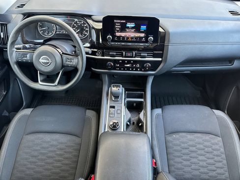 Used 2022 Nissan Pathfinder S w/ Cargo Package AWD/4WD image 14