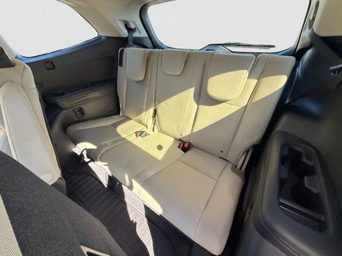 Certified 2023 Subaru Ascent Premium w/ Convenience Package image 12