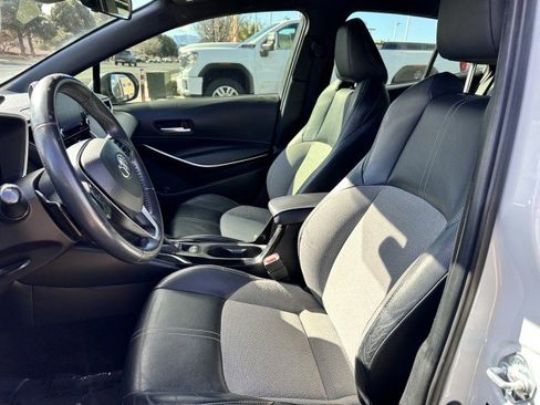 Used 2021 Toyota Corolla XSE image 11