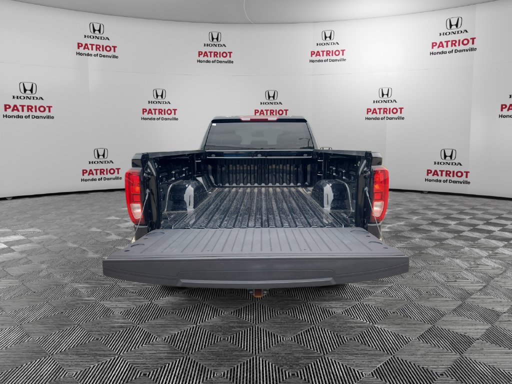 Used 2024 GMC Sierra 1500 Elevation AWD/4WD image 17