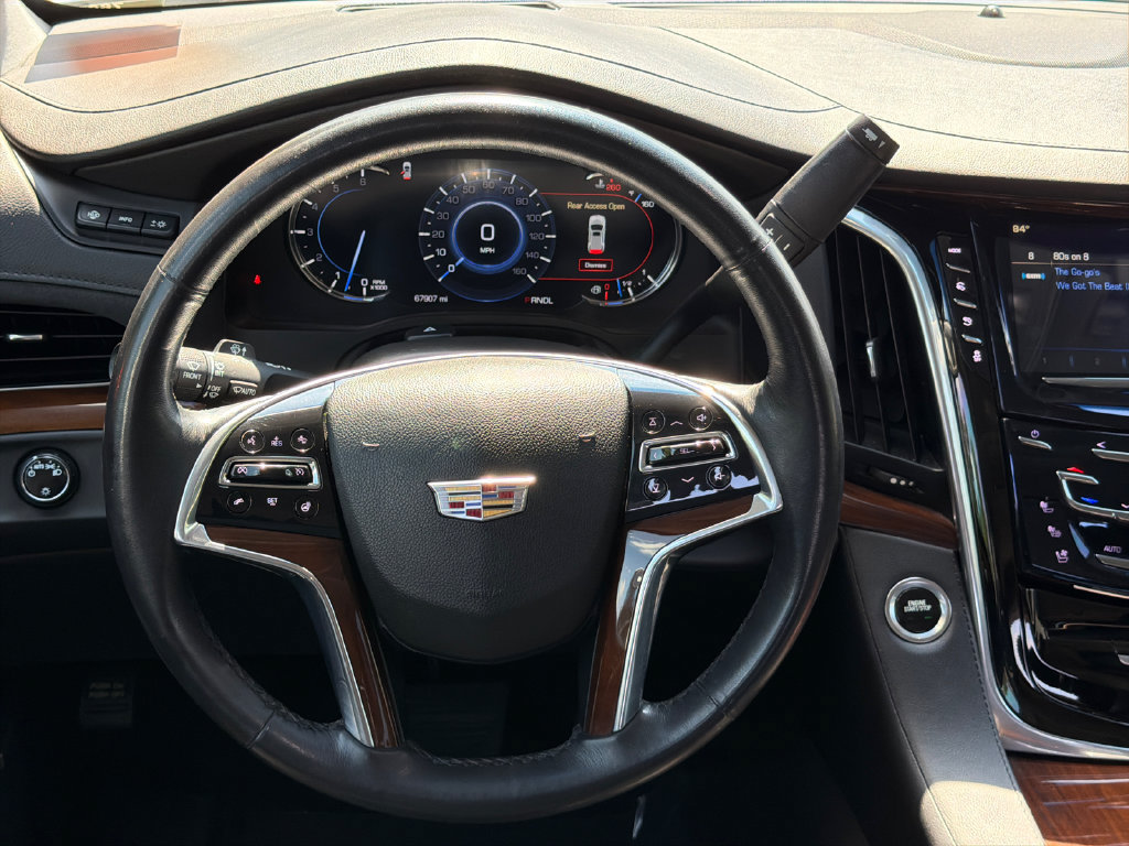 Used 2019 Cadillac Escalade Luxury RWD image 24