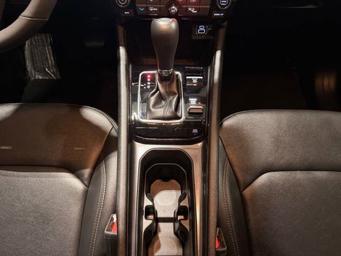 Used 2024 Jeep Compass Latitude image 25