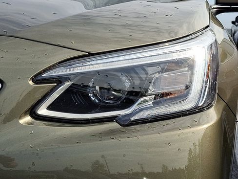 Used 2020 Subaru Outback Limited w/ Popular Package #2 AWD/4WD image 8