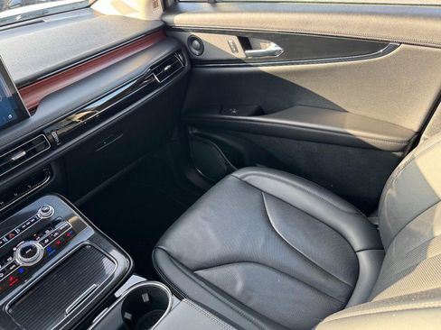 Certified 2023 Lincoln Nautilus Reserve w/ Equipment Group 201A image 11