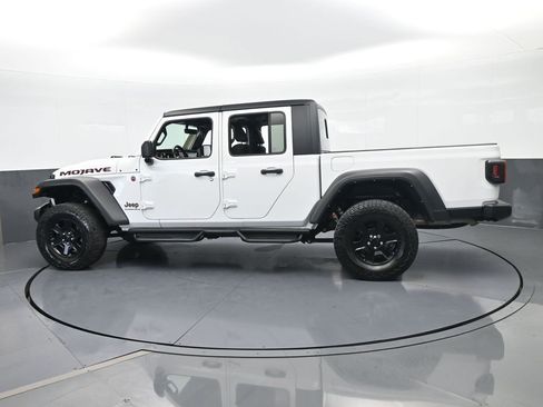 Used 2023 Jeep Gladiator Mojave image 3