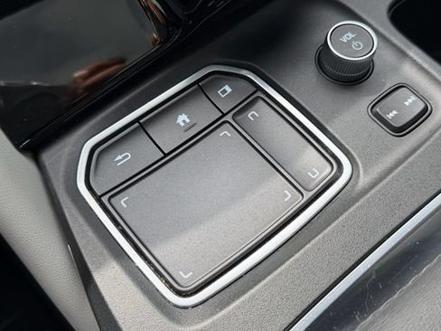 Certified 2024 Acura MDX FWD w/ Technology Package image 31
