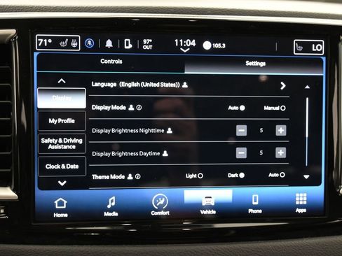 Used 2023 Chrysler Pacifica Touring-L FWD image 42