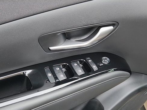 Used 2023 Hyundai Santa Cruz Limited w/ Cargo Package image 7