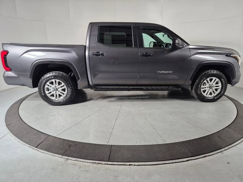 Used 2025 Toyota Tundra SR5 AWD/4WD image 5
