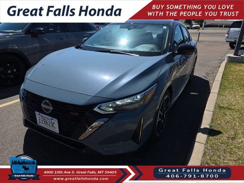 Used 2024 Nissan Sentra SR w/ SR Premium Package FWD image 2