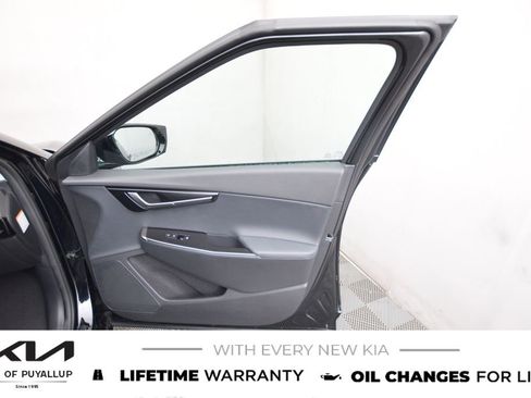 New 2025 Kia EV6 Wind AWD/4WD image 15