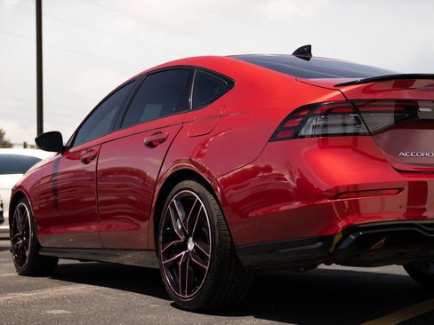 Used 2023 Honda Accord Sport image 12