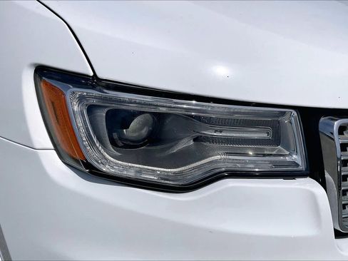 Used 2020 Jeep Grand Cherokee Overland image 26