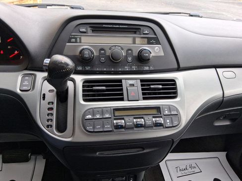 Used 2005 Honda Odyssey Touring image 17