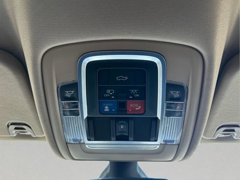 Certified 2019 RAM 1500 Laramie AWD/4WD image 34