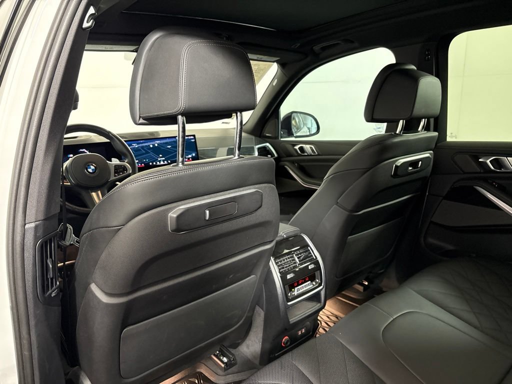 Certified 2024 BMW X5 sDrive40i w/ M Sport Package RWD image 31