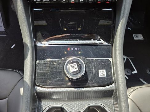 New 2025 Jeep Grand Cherokee L Limited w/ Black Appearance Package image 20