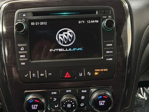 Used 2017 Buick Enclave Leather w/ Trailering Package AWD/4WD image 10