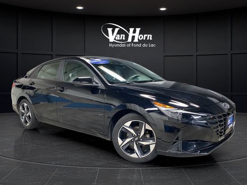 Used 2023 Hyundai Elantra SEL w/ Convenience Package FWD image 1
