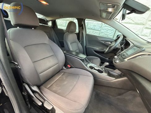 Used 2014 Chevrolet Impala LT w/ Convenience Package image 35